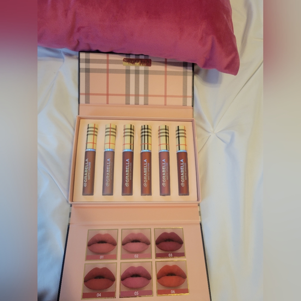 NIB matte lipglosses (6)